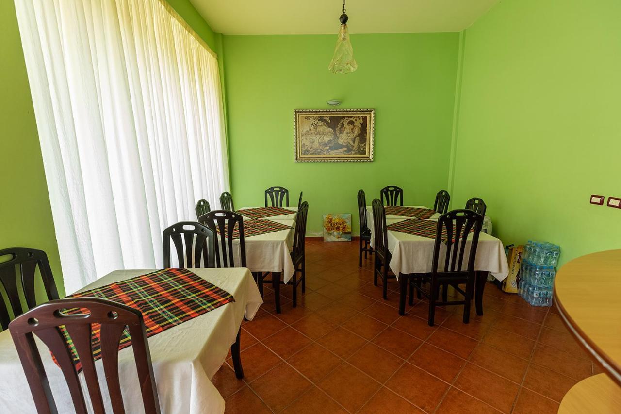 Hotel Dini Радима Экстерьер фото