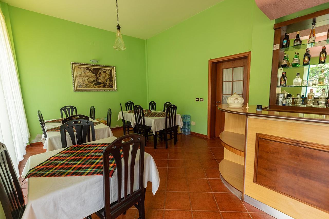 Hotel Dini Радима Экстерьер фото