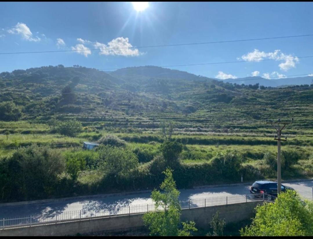 Hotel Dini Радима Экстерьер фото
