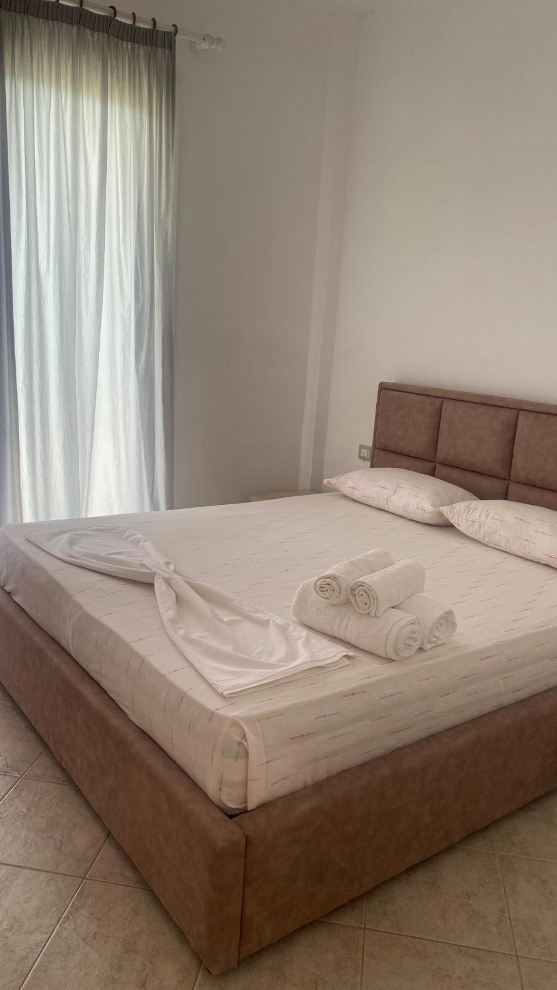 Hotel Dini Радима Экстерьер фото